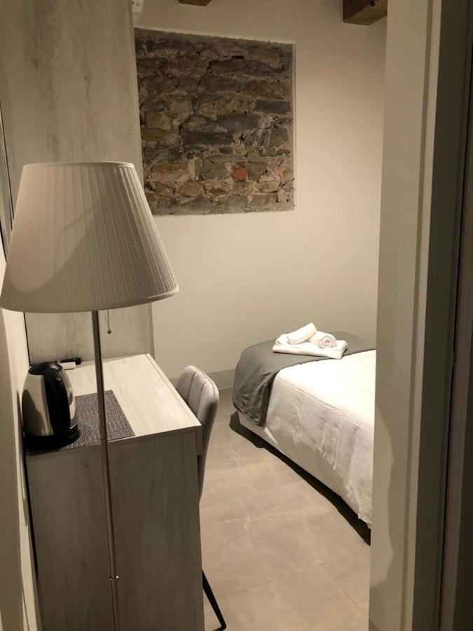 לינה וארוחת בוקר פיזה Casa Carducci 33 מראה חיצוני תמונה