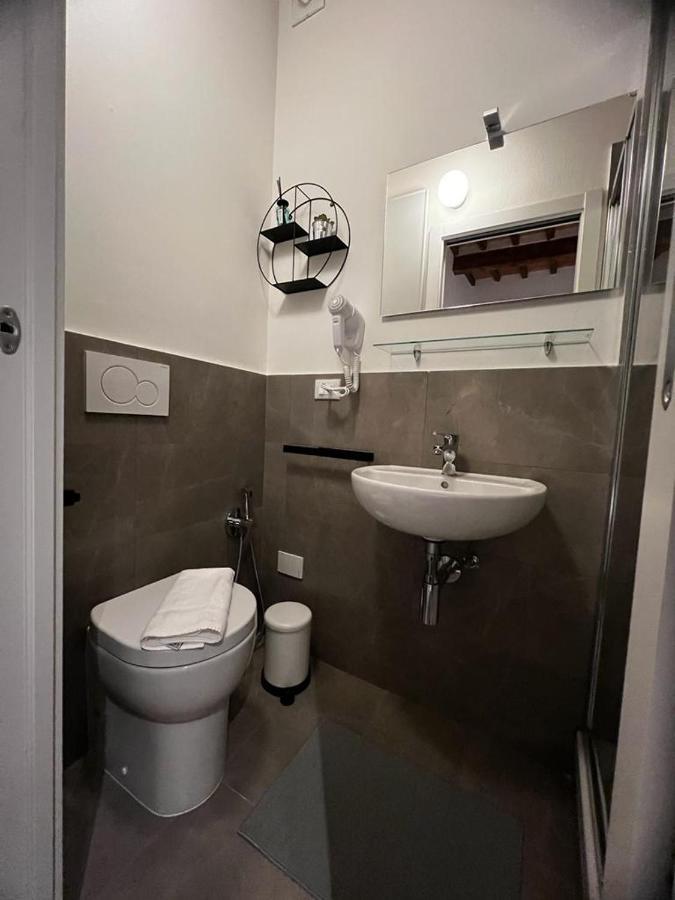 לינה וארוחת בוקר פיזה Casa Carducci 33 מראה חיצוני תמונה