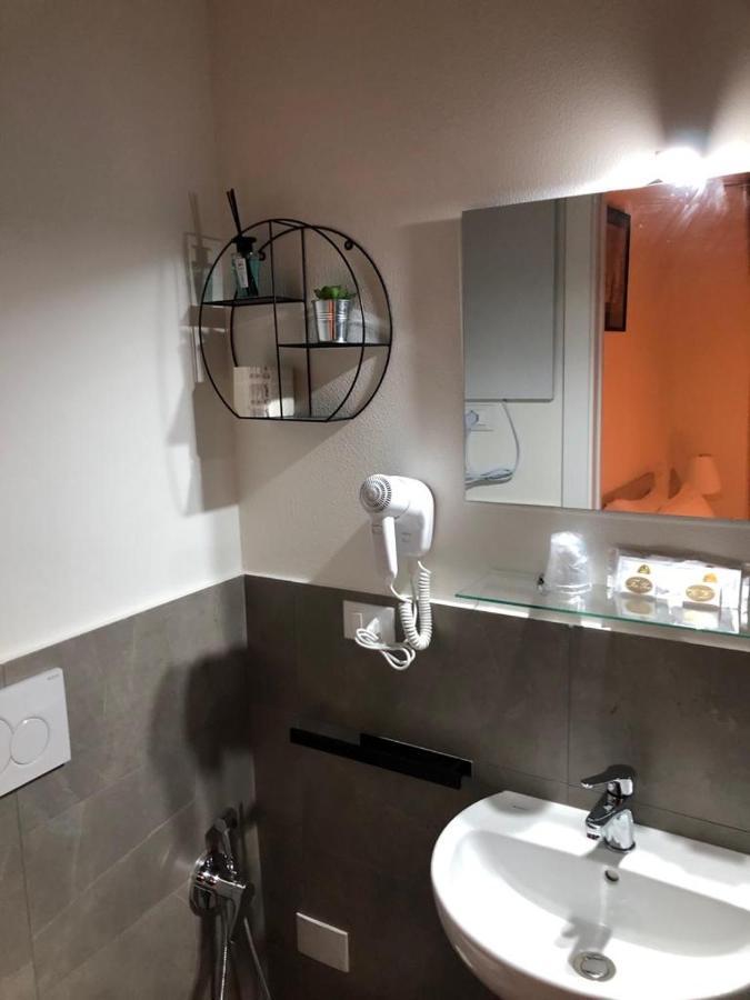 לינה וארוחת בוקר פיזה Casa Carducci 33 מראה חיצוני תמונה