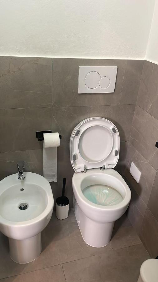 לינה וארוחת בוקר פיזה Casa Carducci 33 מראה חיצוני תמונה